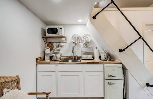 Stillwater House | Luxury Cottage Getaway