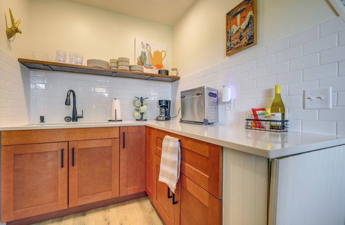 Butler Apartment | Luxury Glamping Dome w/Private Hot Tub in Butler