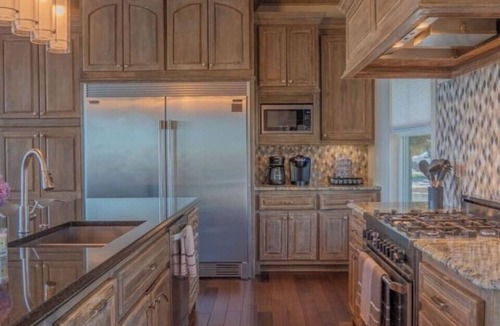 Vinita House | Luxury Lakefront on Grand Lake, Gated Community, Pool, Hot Tub, Boat Dock