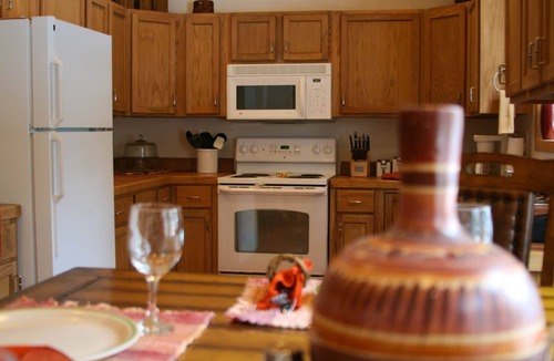 Taos Villa | LUXURY MOUNTAIN VIEW SUITES The Mountain View is a large pueblo styled home