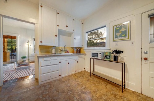 Feldman's House | Mabel Unit #2