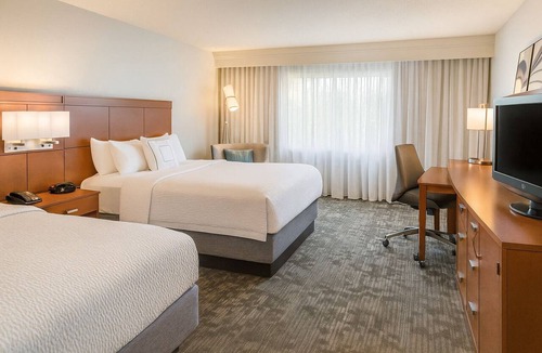 Twin Brook Hotel | Making The Best Memories Along The Way! 2 Comfortable Units, Pets Are Welcome!