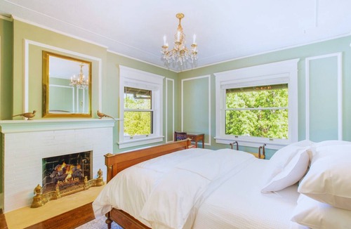 Lincoln Bed & Breakfast | Martha's Bed and Breakfast