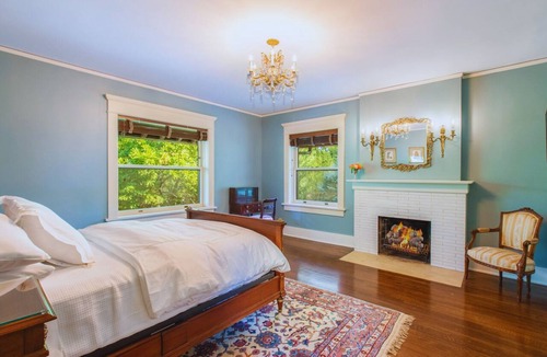 Lincoln Bed & Breakfast | Martha's Bed and Breakfast