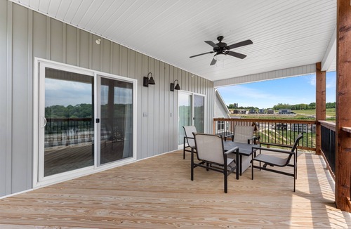 Table Rock Villa | Merlot Mountain 6 Bedroom Home by RedAwning