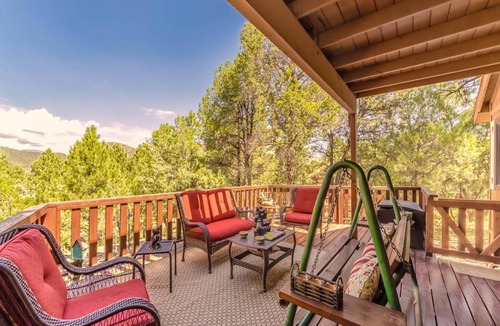 Ruidoso Downs House | Mockingbird Cabin