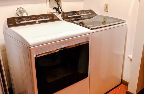 West Omaha House | Modern 3BR West Omaha, Garage, Fenced Yard, EV Charger, W/D, Pet-Friendly