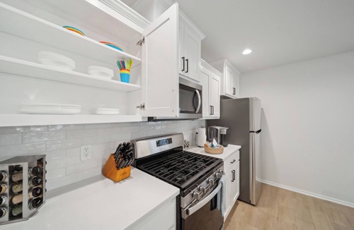 Tulsa House | Modern 4BR Tulsa Retreat for Groups Fire Pit + Game Room Walk to TU/Midtown