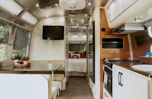 Flag Pond House | Modern Airstream Perfect for Couples Getaway in Erwin, Tennessee