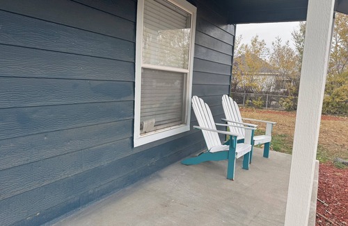 Fort Morgan House | modern farmhouse 3bedroom house in Fort Morgan. walking distance to restaurants