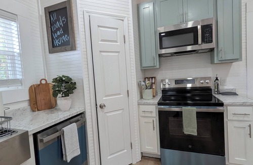 Tupelo House | Modern Historic Family Retreat House in Downtown Tupelo