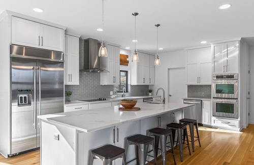 Riverside House | Modern Home 4 Bedrooms with 4 Private Bathrooms near MAJOR INTERNATIONAL SPORTING EVENT 2026