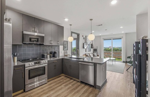 Rolling Mill Hill Condo | Modern Nashville Condo Near Broadway & The Gulch