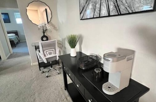 Glendale Apartment | Modern Private Casita Minutes From Westgate & State Farm Stadium