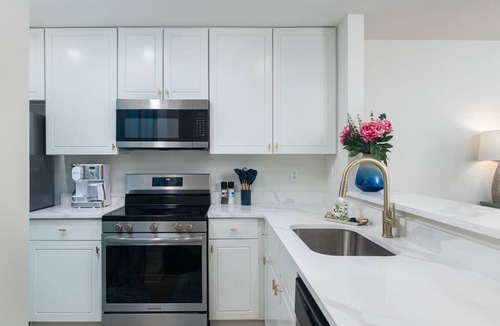 Oxford Condo | Modern Upgrades & Comfort