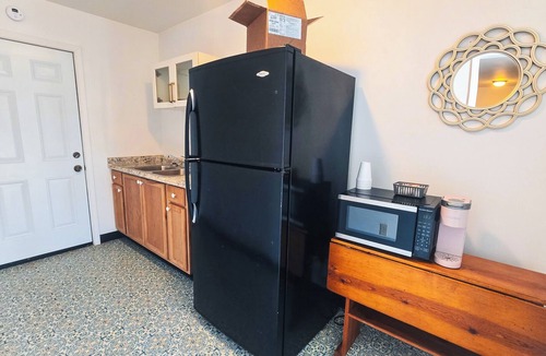 Isabella Cabin | Motel Room 4 with Bar & Grill and Laundromat