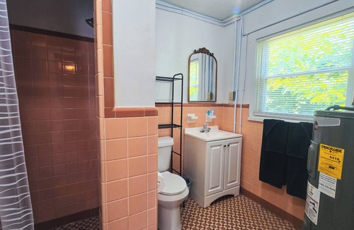 Isabella Cabin | Motel Room 4 with Bar & Grill and Laundromat