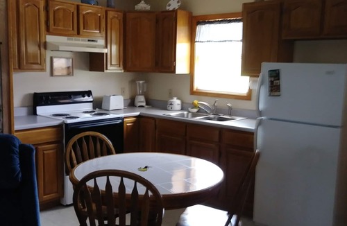 Newport Cabin | Mountain Cabin Getaway. 45 Minutes From Pigeon Forge And Gatlinburg