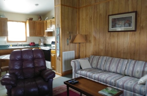 Newport Cabin | Mountain Cabin Getaway. 45 Minutes From Pigeon Forge And Gatlinburg