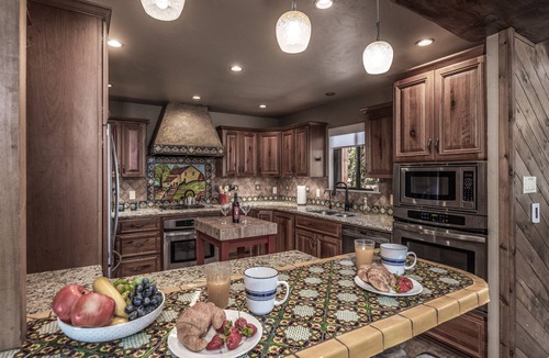Alto House | "Mountain Escape," Our cozy mountain home, Quiet Neighborhood