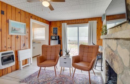 Mountain Home House | Mountain Home Cabin w/Fire Pit < 1 Mi to Lake!