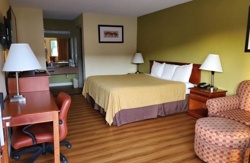 Dayton Hotel | Mountain Inn Dayton