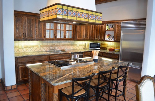 Arroyo Seco House | Mountain Views Hot Tub Access to Tennis Court and Indoor Pool