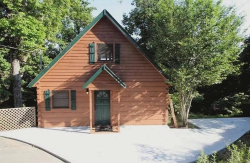 Sevierville Cabin | MtnViews *Close2 PKWY/Gatlnbg/Dollywood*|TreeHouse