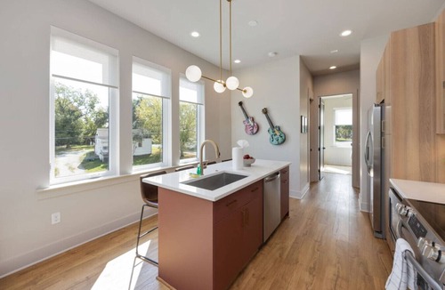 Radnor Villa | Music City Abode & Western Vibes | Dual Townhomes!