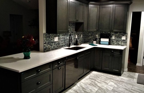 Rockaway Beach House | Near Branson, but without the traffic jams and noise, new and ready for you!