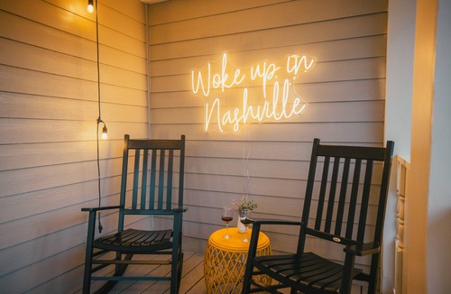 Hillsboro Village Apartment | Near Hospital | Vandy | Belmont | Broadway-3