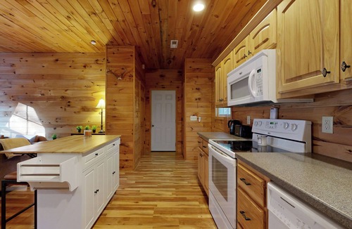 Idlewild House | Near Lake! Tennessee Family Getaway w/Game Room