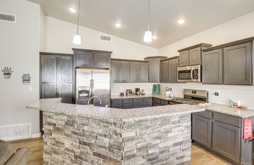 Chamberino House | Near Parks & Venues: Upper Valley Family Home!