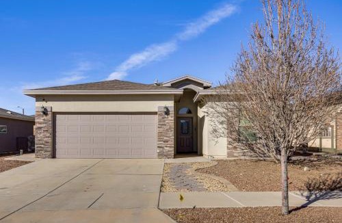Chamberino House | Near Parks & Venues: Upper Valley Family Home!