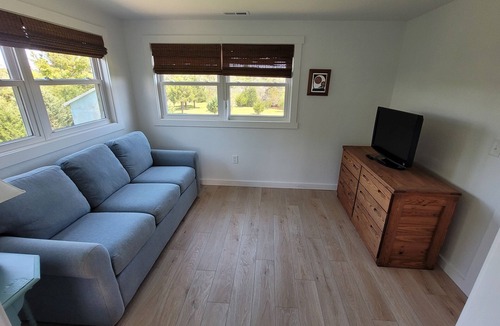 Frisco Cottage | Near the coffee shop!