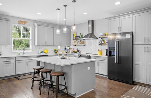 Berry Hill House | NEW! 10min->Broadway! Southern Sweet Tea Waverly