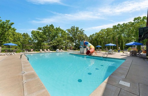 Indian Point House | NEW! 6 BR, Pools, Hot Tub, Game Rm, Theater Rm, LAKE Views, Location, Sleeps 18