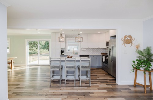Wilmington House | NEW! Cozy Hidden Haven - Centrally Located to Beach, Shopping & Downtown!