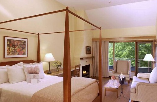 New Harmony Hotel | New Harmony Inn Resort and Conference Center