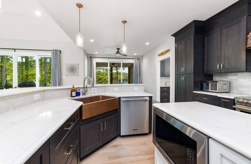 Wise House | New! Lakefront, Dock, Kayaks, Firepit & Game Room