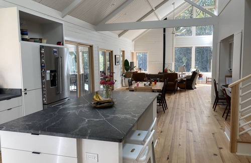 Oxford House | New Modern Cabin in peaceful setting with porches