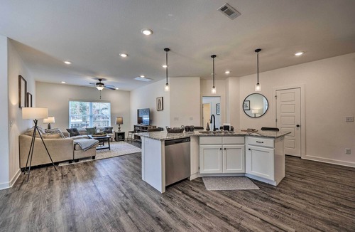 Bella Vista House | Newly Built Bella Vista Home Near Lakes
