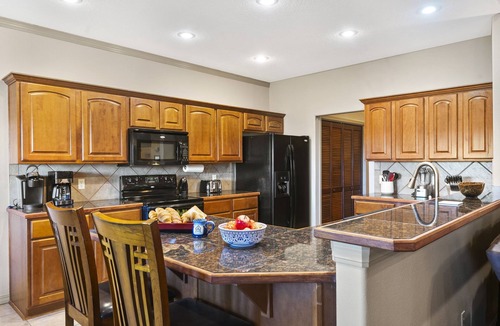 Branson West House | Newly Renovated, Free SDC tickets, Gated Community, Hot Tub, Air Hockey, Foosball, Board Games!