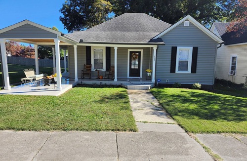 Morristown House | NEWLY Renovated Historic Downtown Beauty in Morristown, TN.