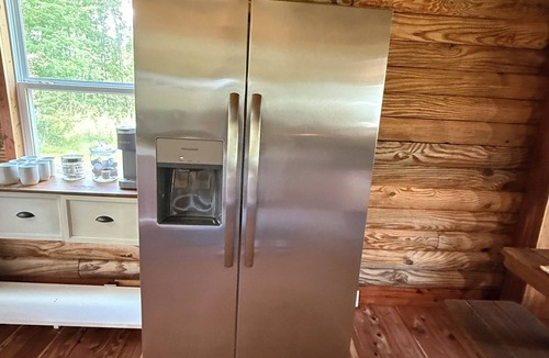 Waynesboro Cabin | Nice 2-bedroom cabin with AC in charming Waynesboro