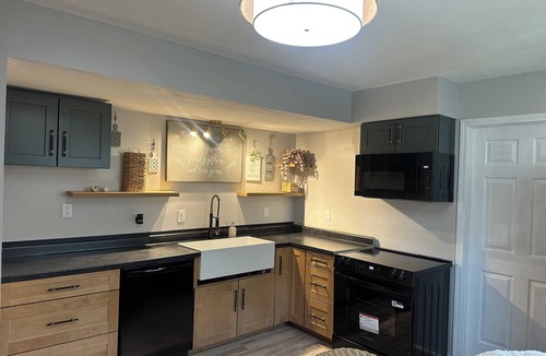 Smithville Apartment | Nice 2-bedroom in charming Smithville near Lake. Onsite boat parking available.