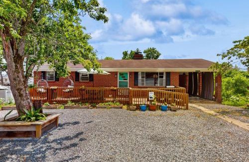Lone Mountain House | Norris Lake Cabin Getaway Sleeps 6 View Fire pit