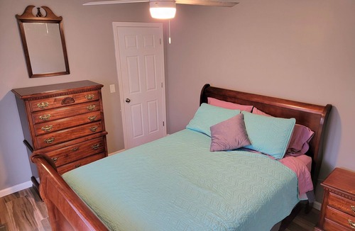 Big Creek House | Norris Lake FarmHouse w/Lakeviews, access and 140 acres to play.