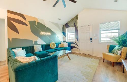 North Topsail Beach House | North Topsail Beach Home - Walk to the Ocean!