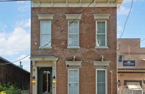 Downtown Louisville House | NuLu & Angel’s Envy at Your Door| Great for Groups